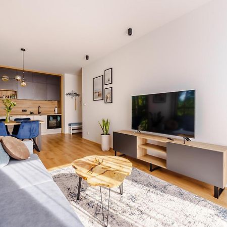 Apartament Clouds Surfingbird Дзвиржино Екстериор снимка